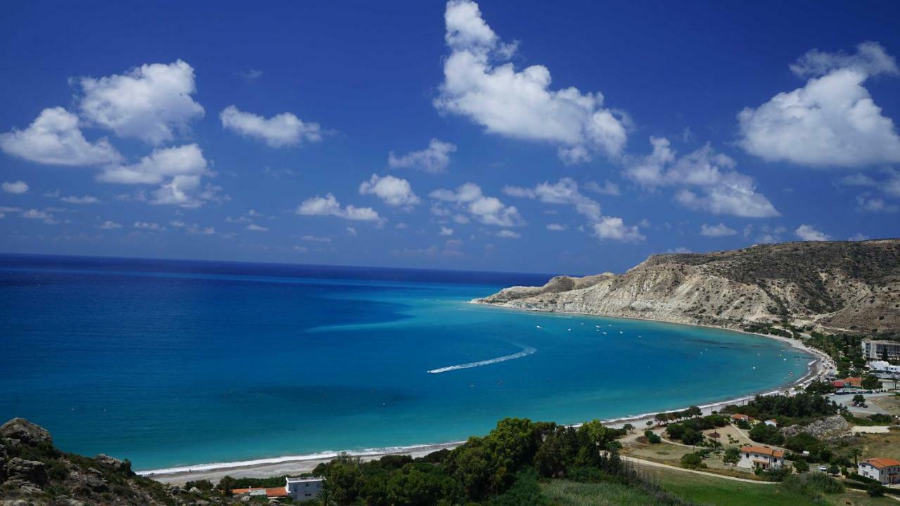 Unforgettable Family Escape - Cliffside Villa With Panoramic Sea Views And Kid-Friendly Private Pool Pissouri Esterno foto