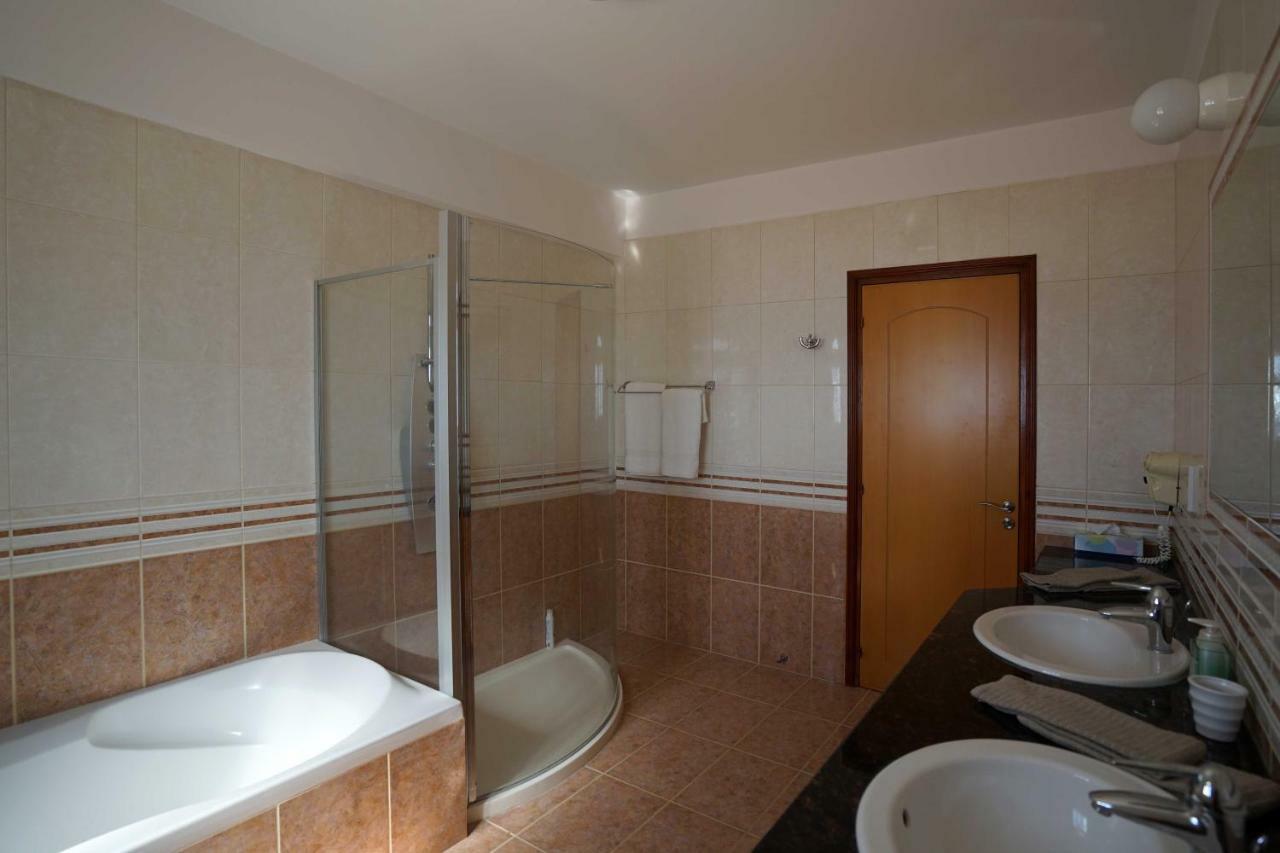 Unforgettable Family Escape - Cliffside Villa With Panoramic Sea Views And Kid-Friendly Private Pool Pissouri Esterno foto