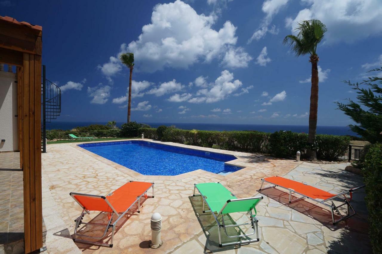 Unforgettable Family Escape - Cliffside Villa With Panoramic Sea Views And Kid-Friendly Private Pool Pissouri Esterno foto